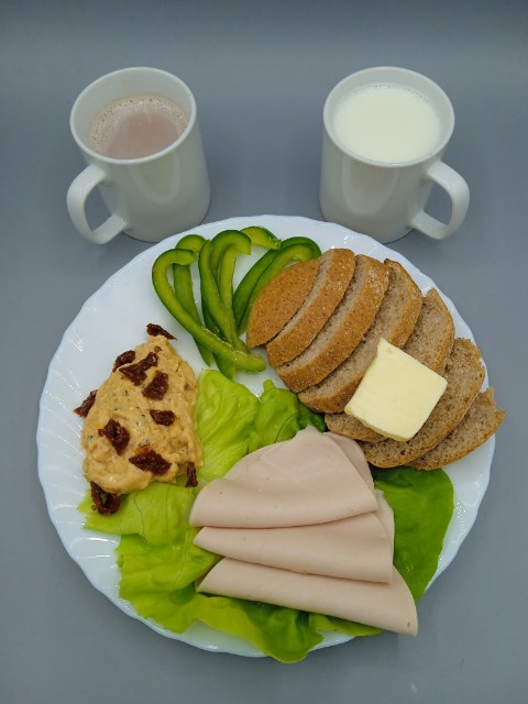 śniadanie 06.08.2025.jpg